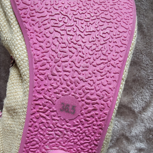 Killah flats Size 36.5 (US SIZE 6, per google) - Picture 4 of 8